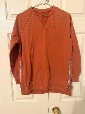 Women's Crewneck Sweatshirt in Rust with Side Zippers